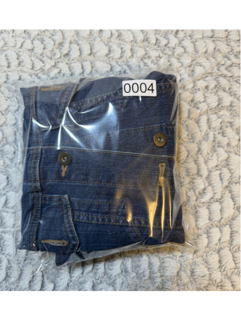 Uniqlo Women’s Blue Denim Jacket Size S Button Front Pockets - Picture 8 of 8